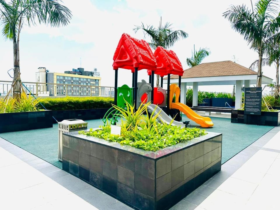 Restaurant/places to eat, Garden, Garden view, Pool view, Swimming pool, Swimming pool