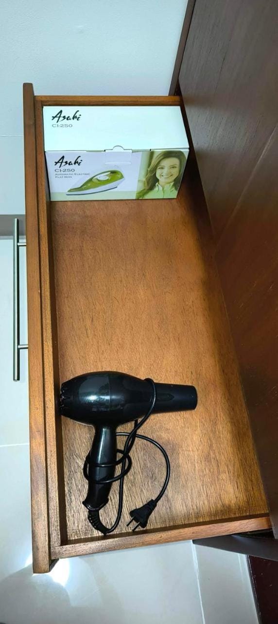 flat iron, hair dryier, heating