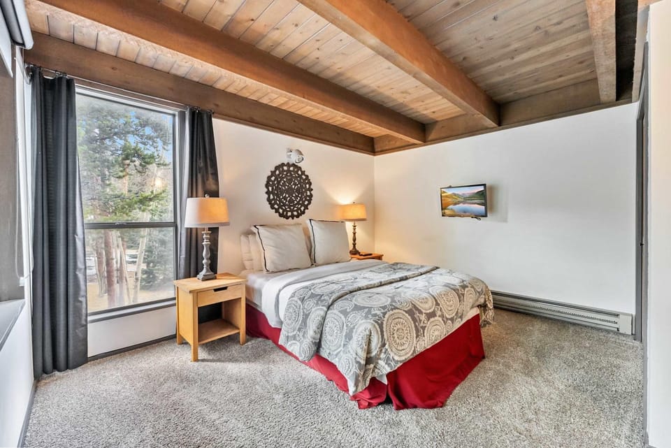 Bright Breck Condo Walk to Ski Lift and Shuttle House in Breckenridge
