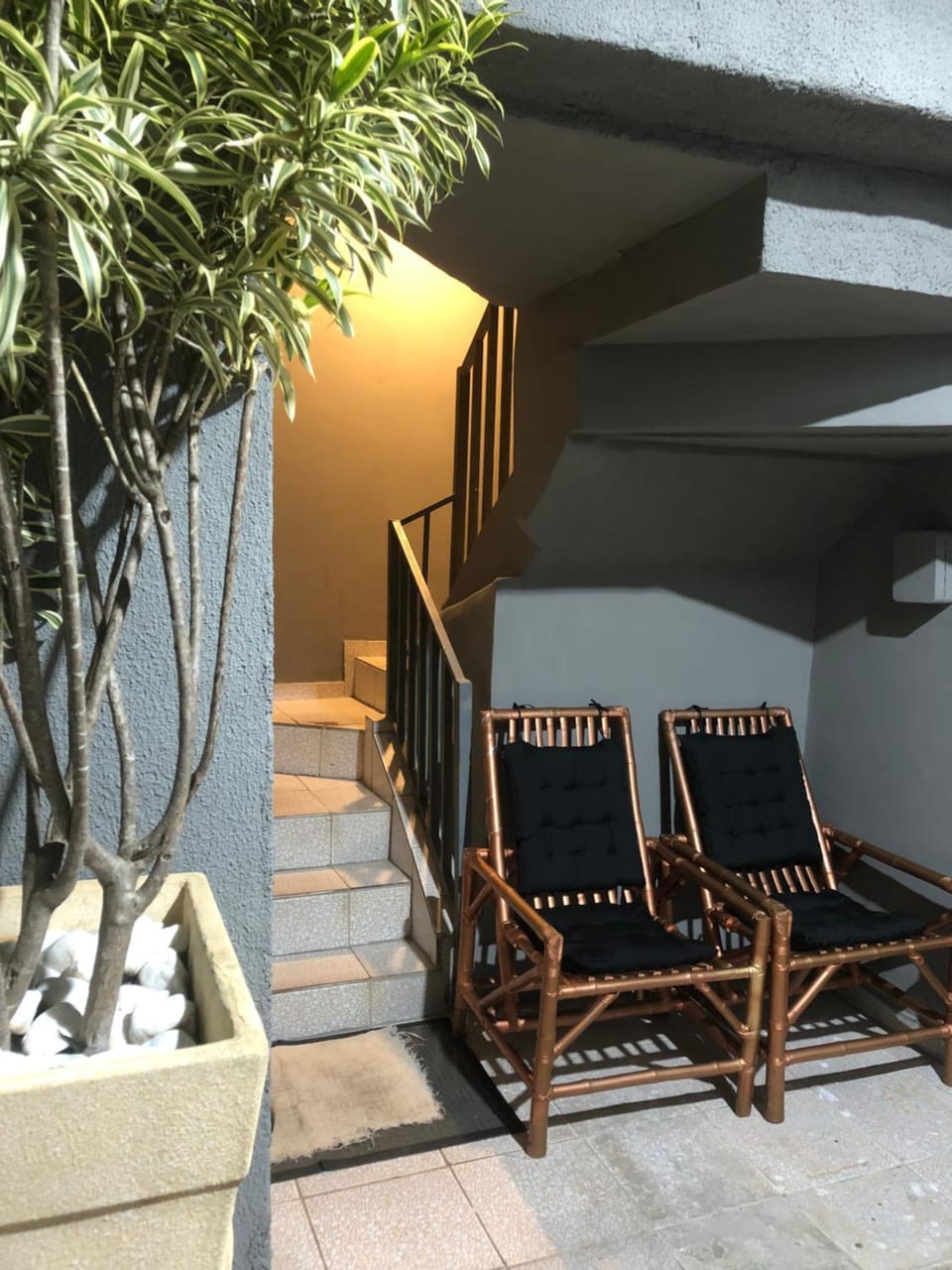 Property building, Garden, View (from property/room), Balcony/Terrace, sunbed