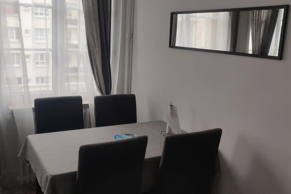 Paris parc des expositions Apartment in Vanves
