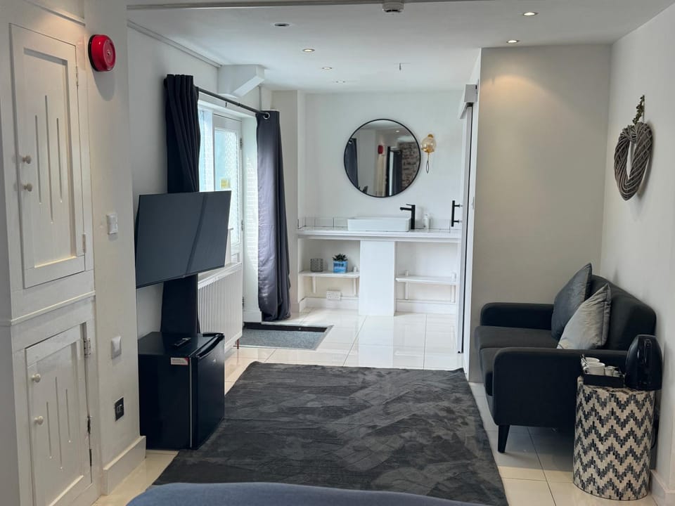 Central Kendal Escape Apartment in England