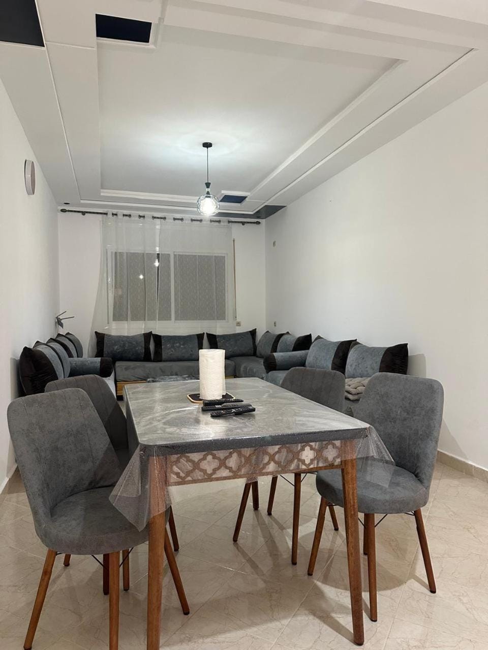 Living room, Seating area, Dining area