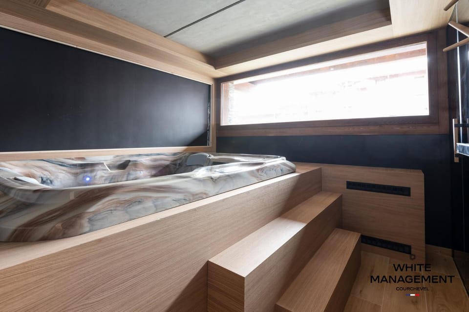 Résidence Les Glaciers - Chaleureux chalet contemporain à Courchevel 1650 MAE-4431 Apartment in Saint-Bon-Tarentaise