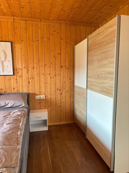 Bed, Photo of the whole room, Bedroom, wardrobe