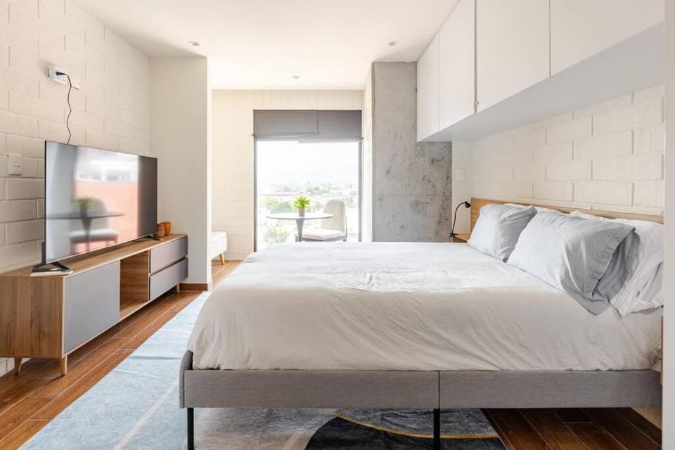 Bedroom, Swimming pool