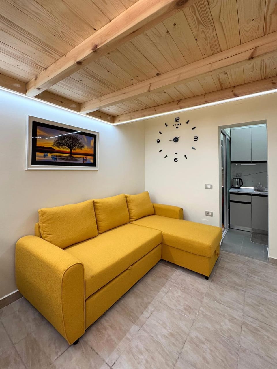 Center Duplex Apartment in Vlorë