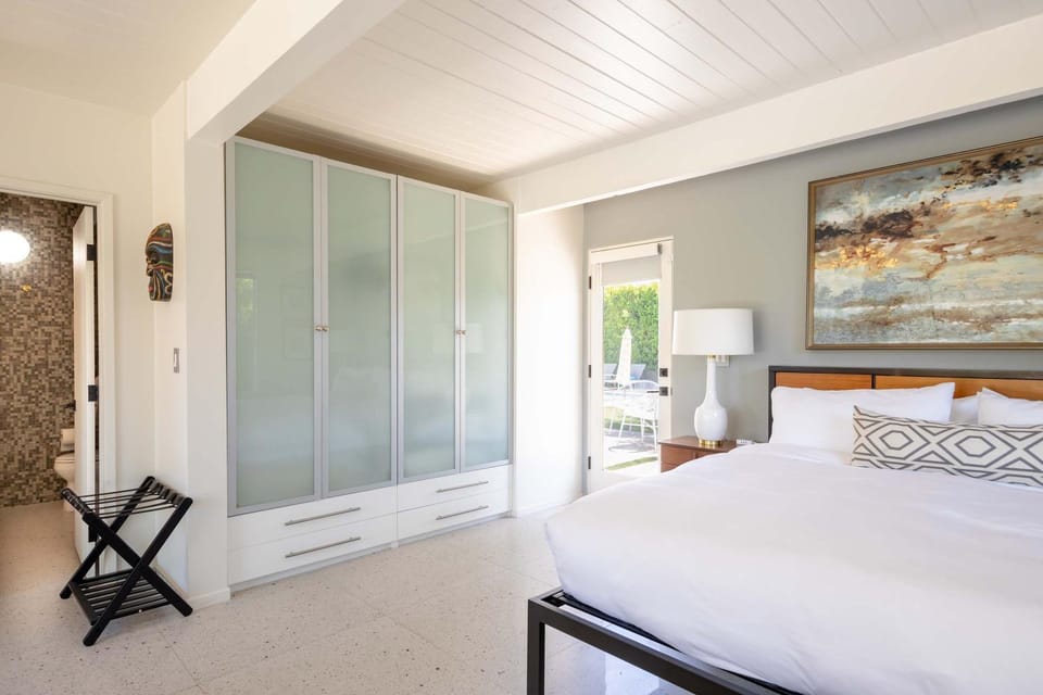 Bed, wardrobe