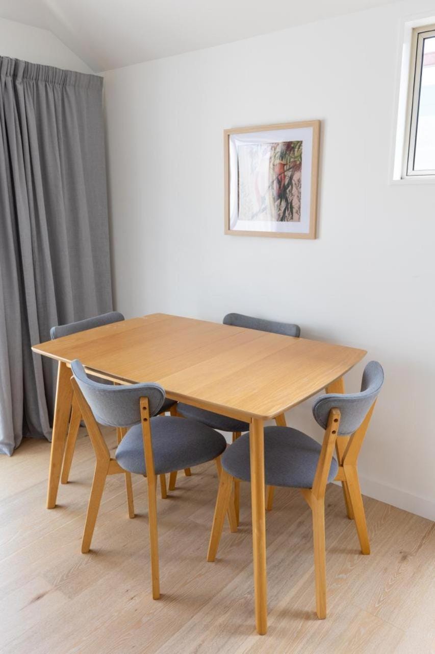 Mount Maunganui Self Contained Flat by the Beach Apartment in Bay Of Plenty