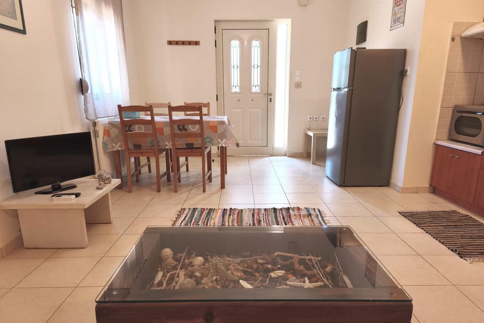 TV and multimedia, Dining area