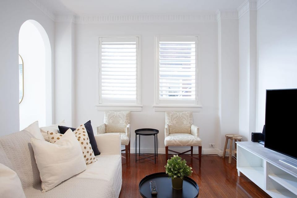 Deco Amour, Bellevue Hill Isyd Apartment in Sydney