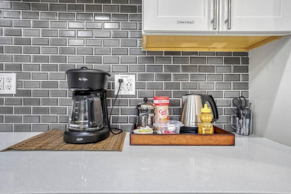 Coffee/tea facilities