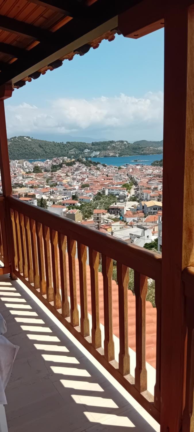 Villa Makis Studios Bed and Breakfast in Skiathos