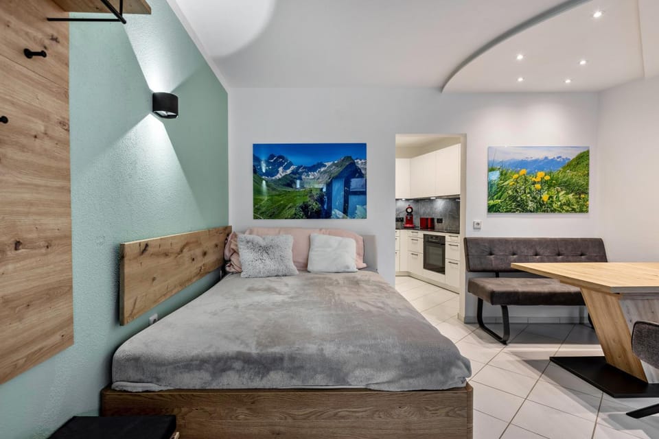 Living room, Bedroom
