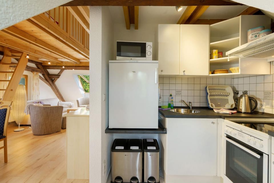 Property building, Kitchen or kitchenette, Living room