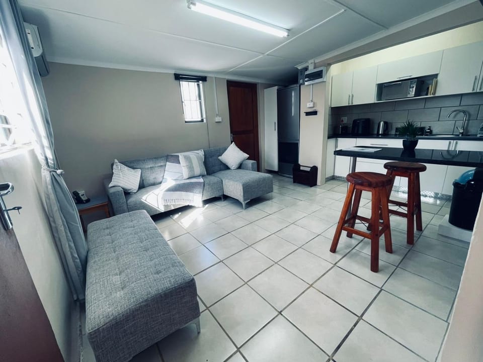 Whale's Cove Apartment in KwaZulu-Natal