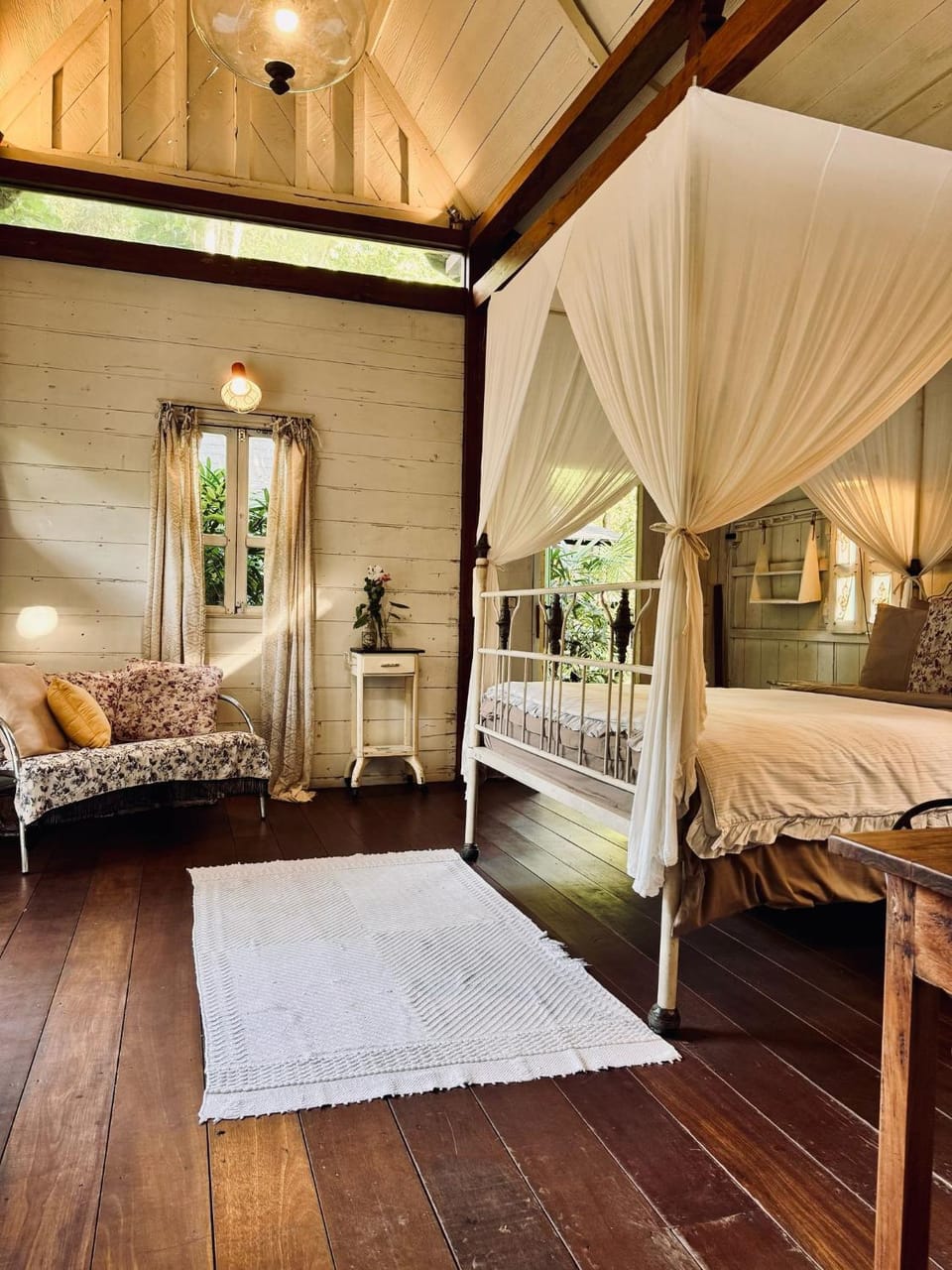 Resort JUNGLEROOM Canggu Nature lodge in North Kuta