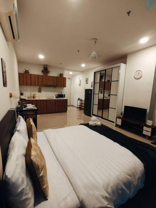 Cozy Haven Perfect Studio Getaway Apartment in Petaling Jaya
