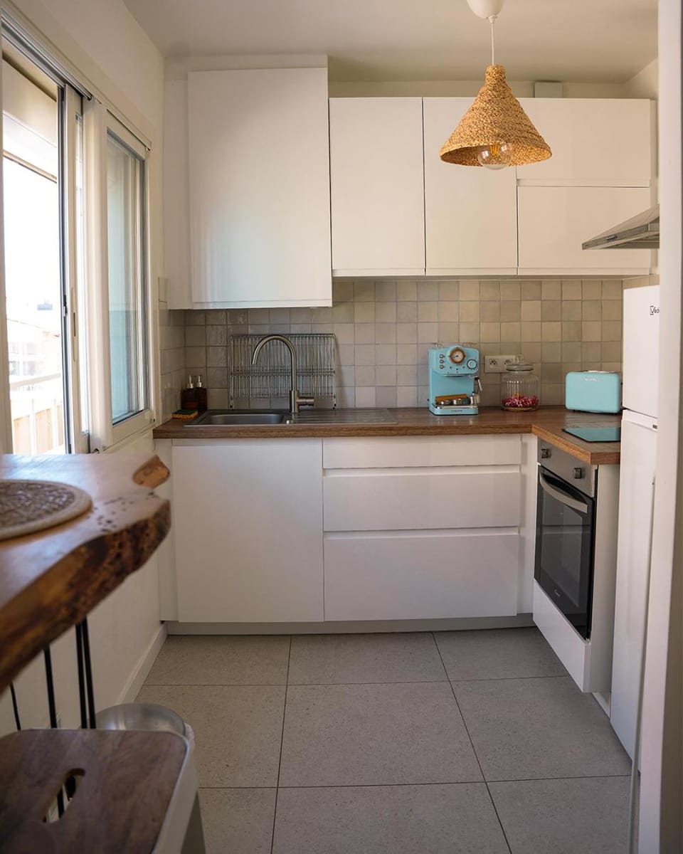 Kitchen or kitchenette, Dining area, oven, stove, kitchen