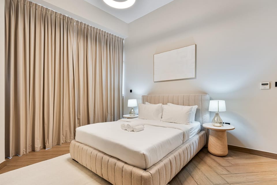 Modern 2 BR Apartment near Dubai Butterfly Garden Apartment in Dubai