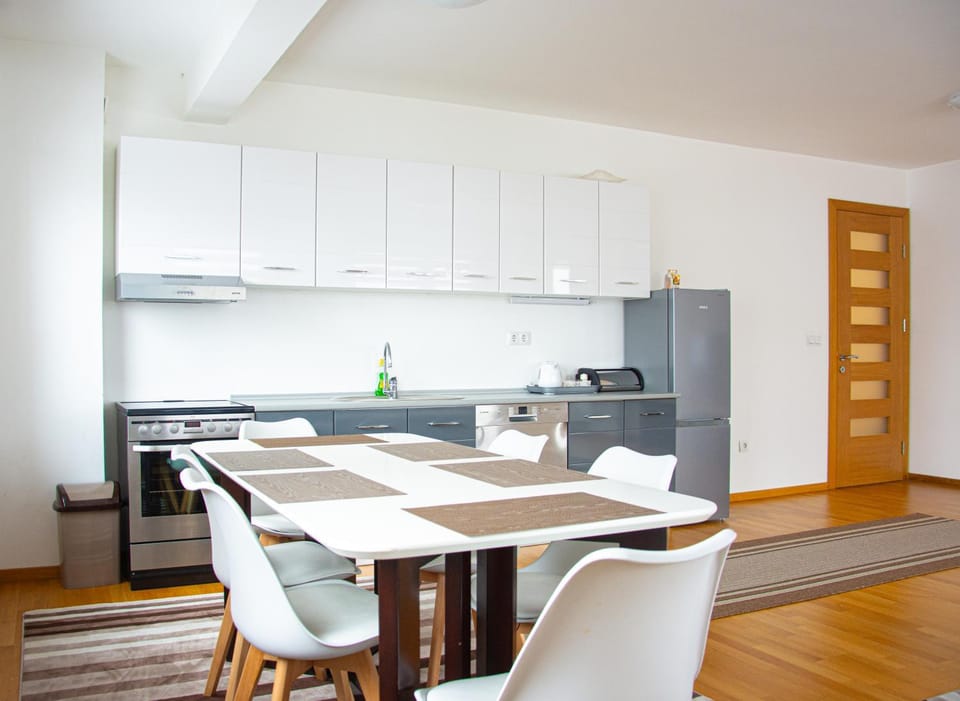 Kitchen or kitchenette, Living room, Dining area, stove