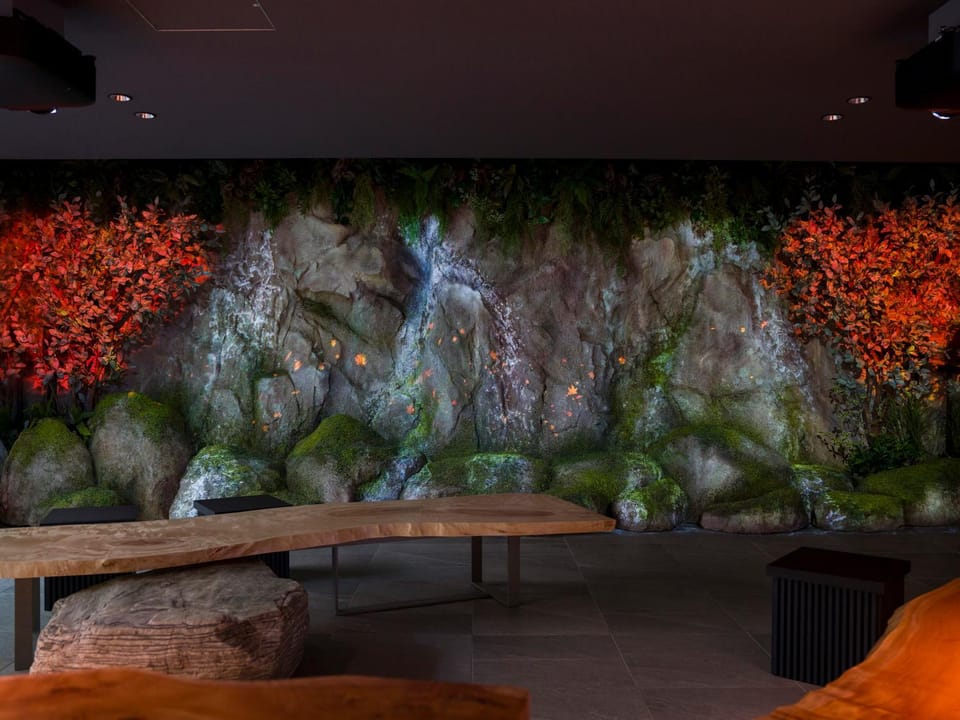Lobby or reception, Decorative detail