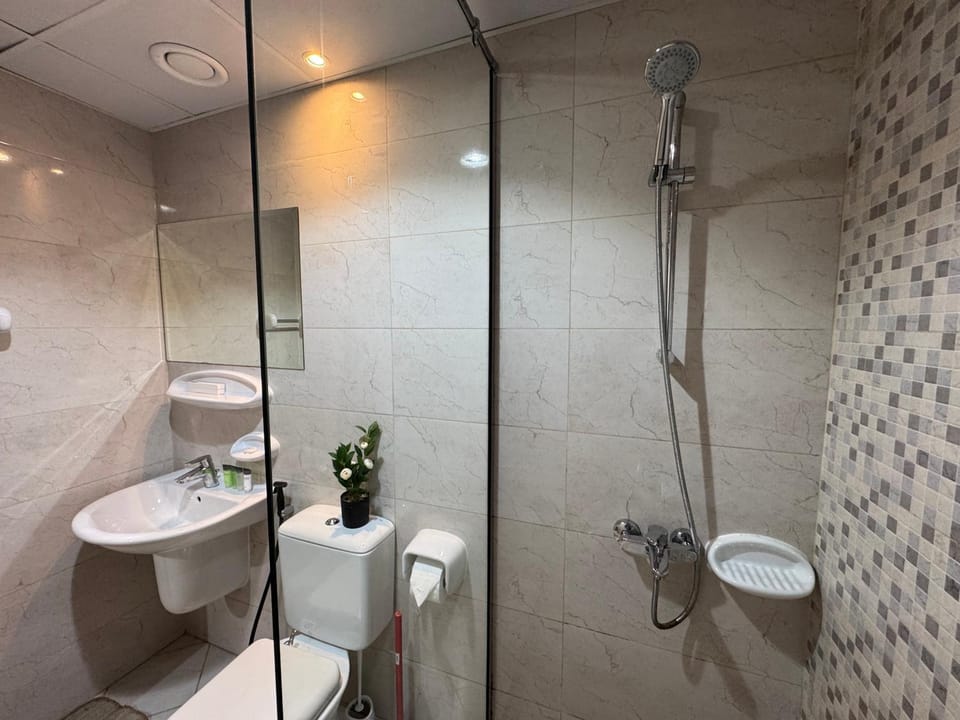 ASHRI HH Spacious Studio in May Residence JVC Apartment in Dubai
