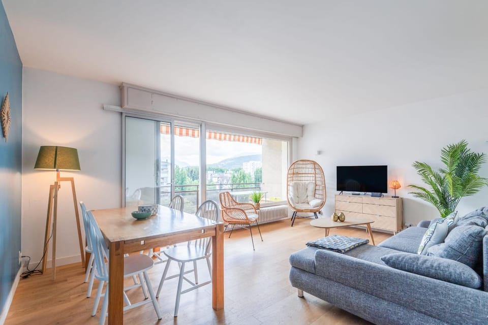 La Tournette - Appartement confortable à deux pas du lac Apartment in Annecy
