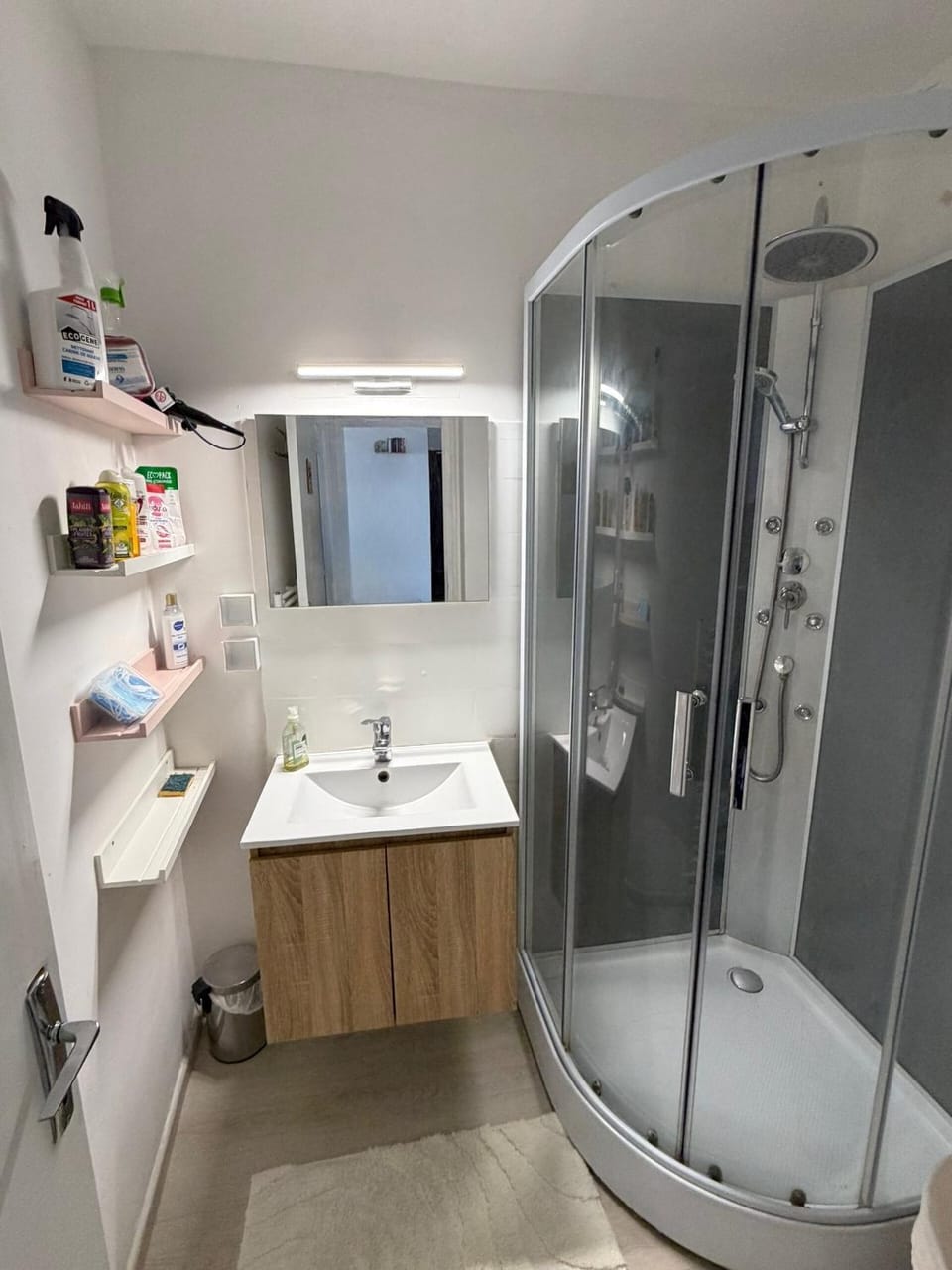 Dans la brise du Rhône Apartment in Arles