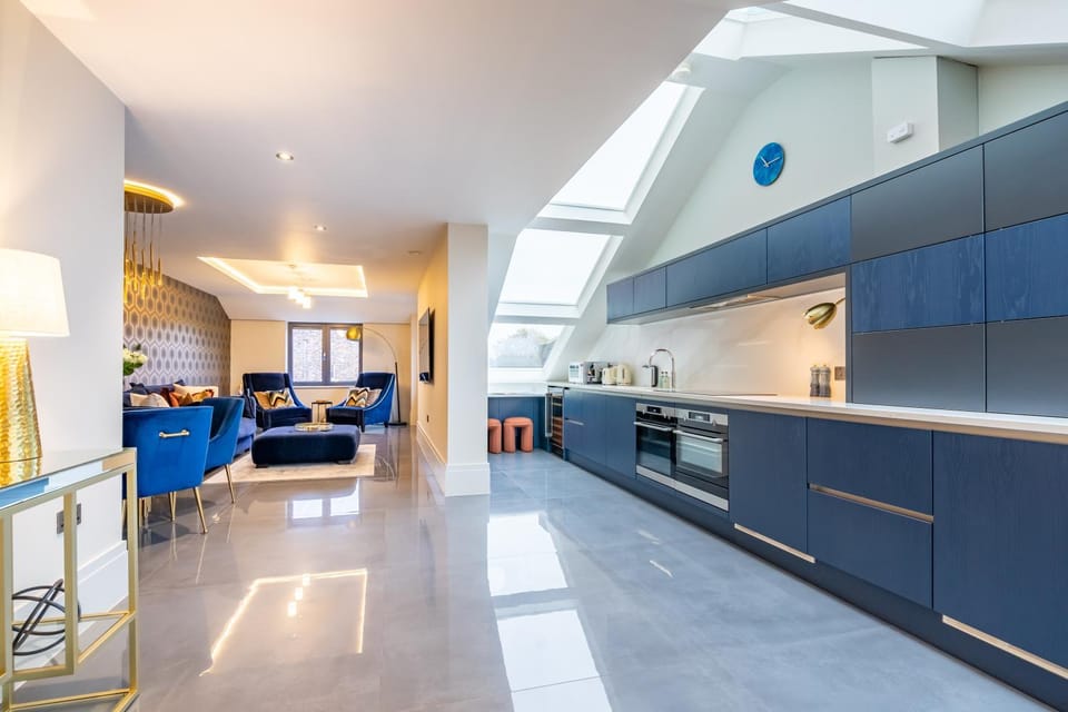 Kitchen or kitchenette, Living room