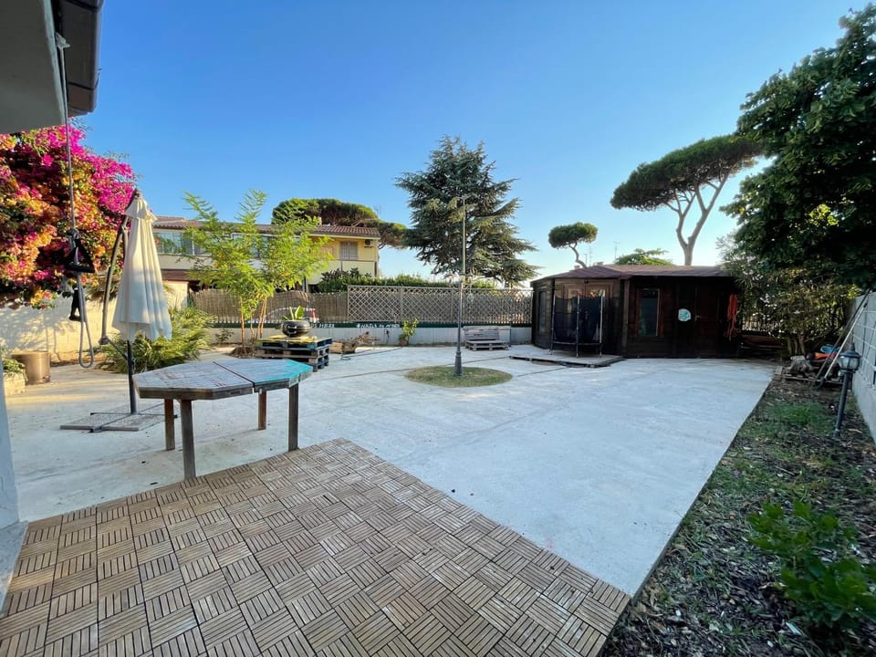 Property building, Patio, Garden, Garden view