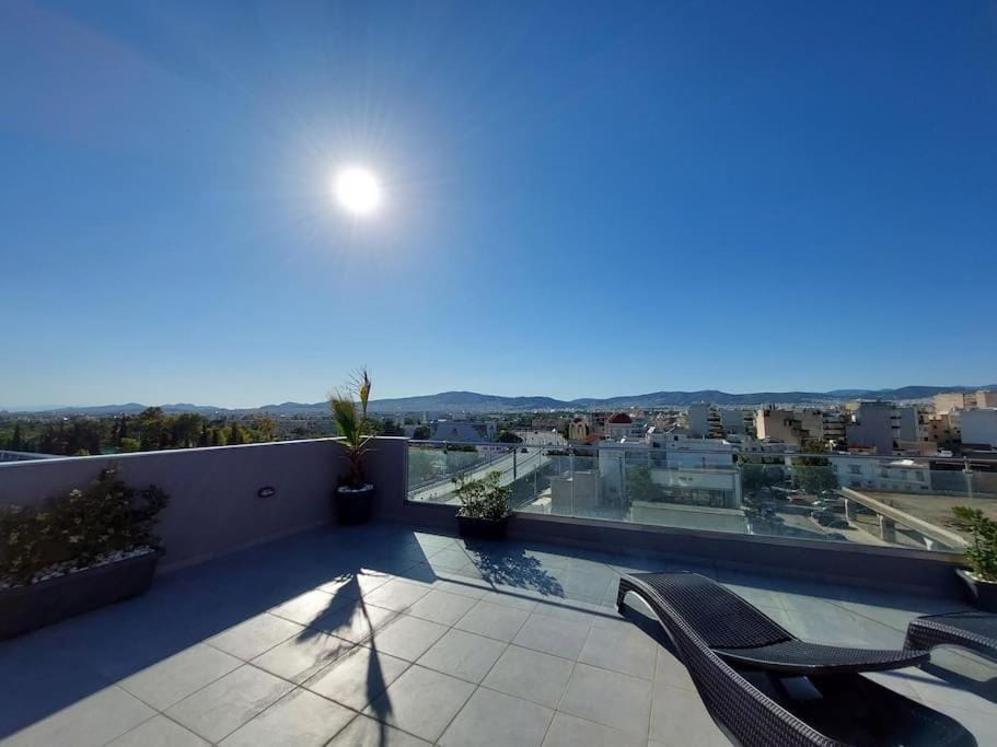Modern & Spacious 2 Bedroom Apartment with Rooftop Acropolis View Access Apartment in Athens