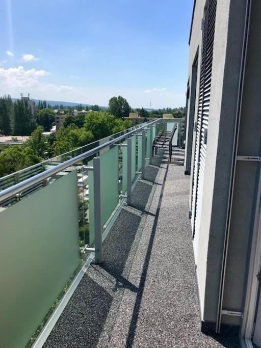 View (from property/room), Balcony/Terrace