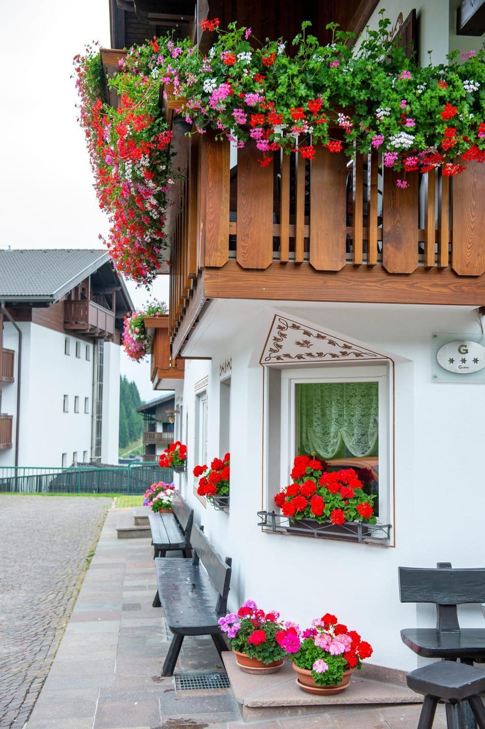 Property building, Internal: Not applicable to any particular room