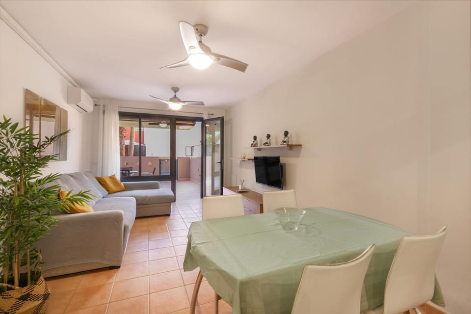 Property building, Living room