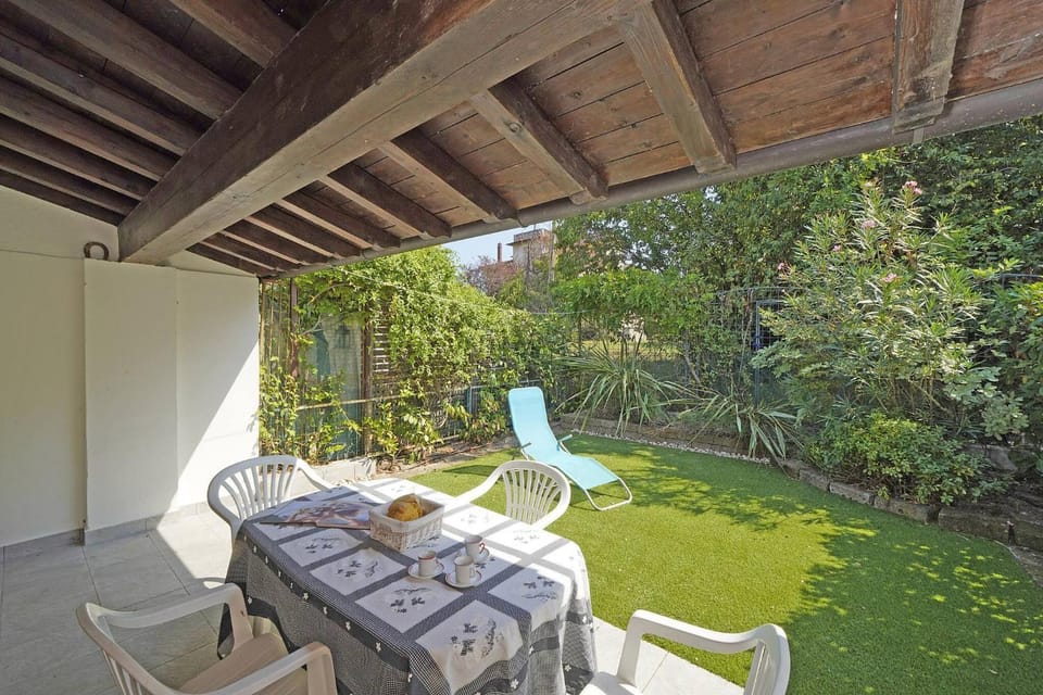 Patio, Garden, Garden view