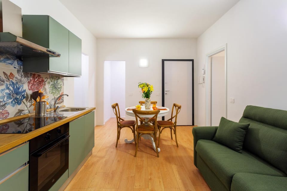 Kitchen or kitchenette, Living room, Dining area