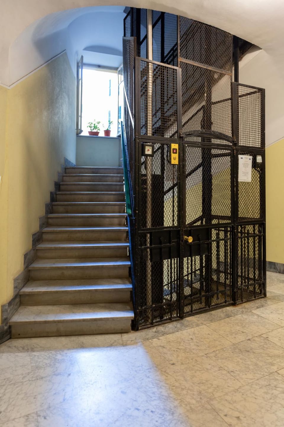 Vatican 44 Apartment in Rome