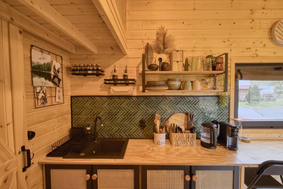 Coffee/tea facilities, Kitchen or kitchenette