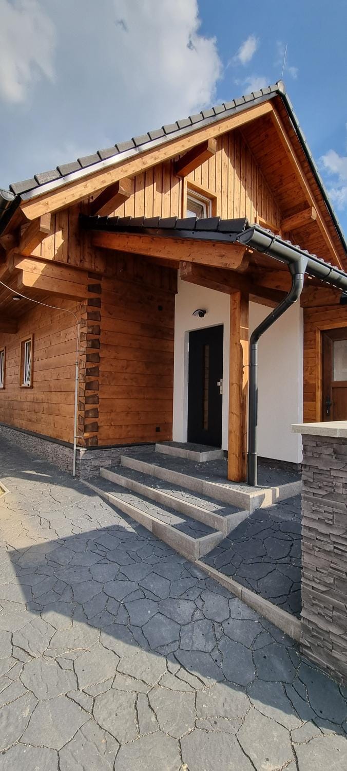 Property building, Facade/entrance