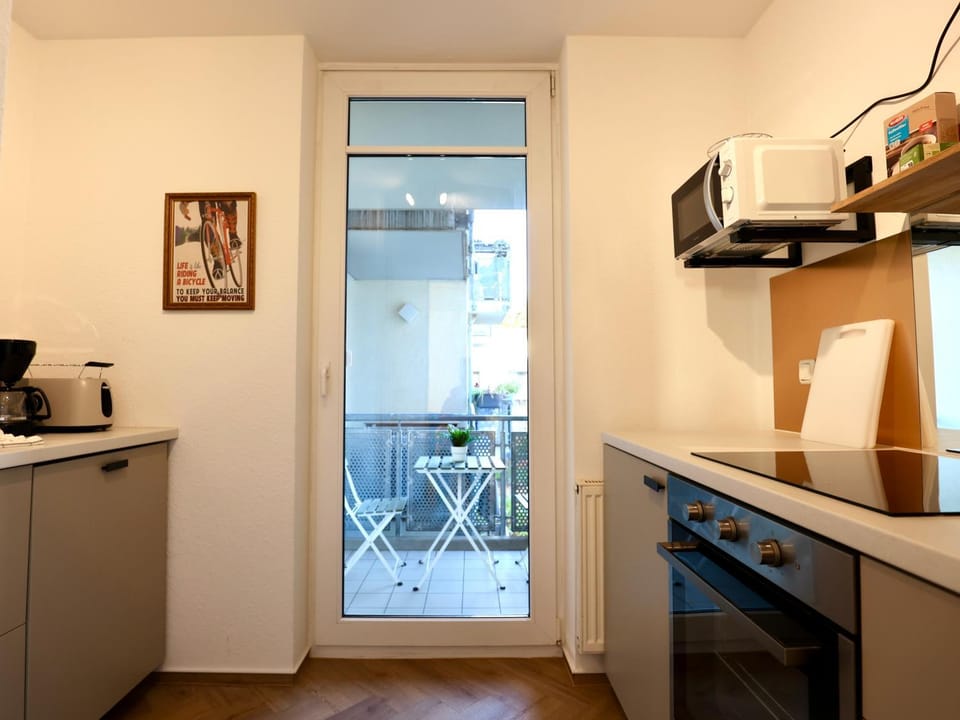 Balcony/Terrace, oven, stove, kitchen