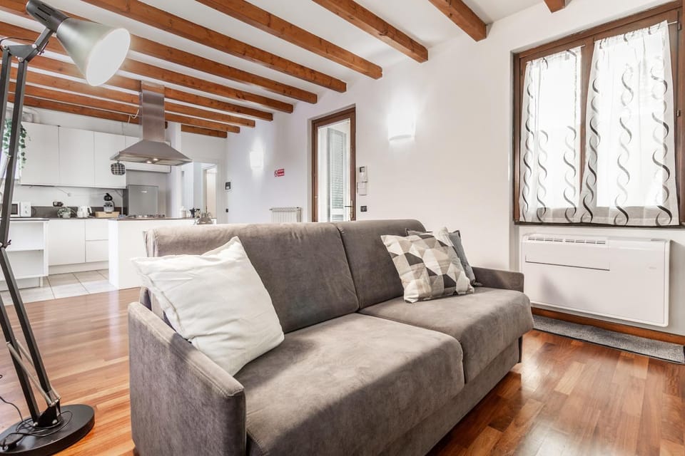Kitchen or kitchenette, Living room, Seating area