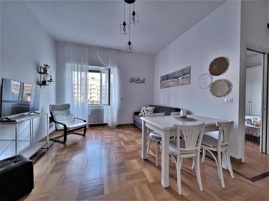 Casina Marina Apartment in Ostia