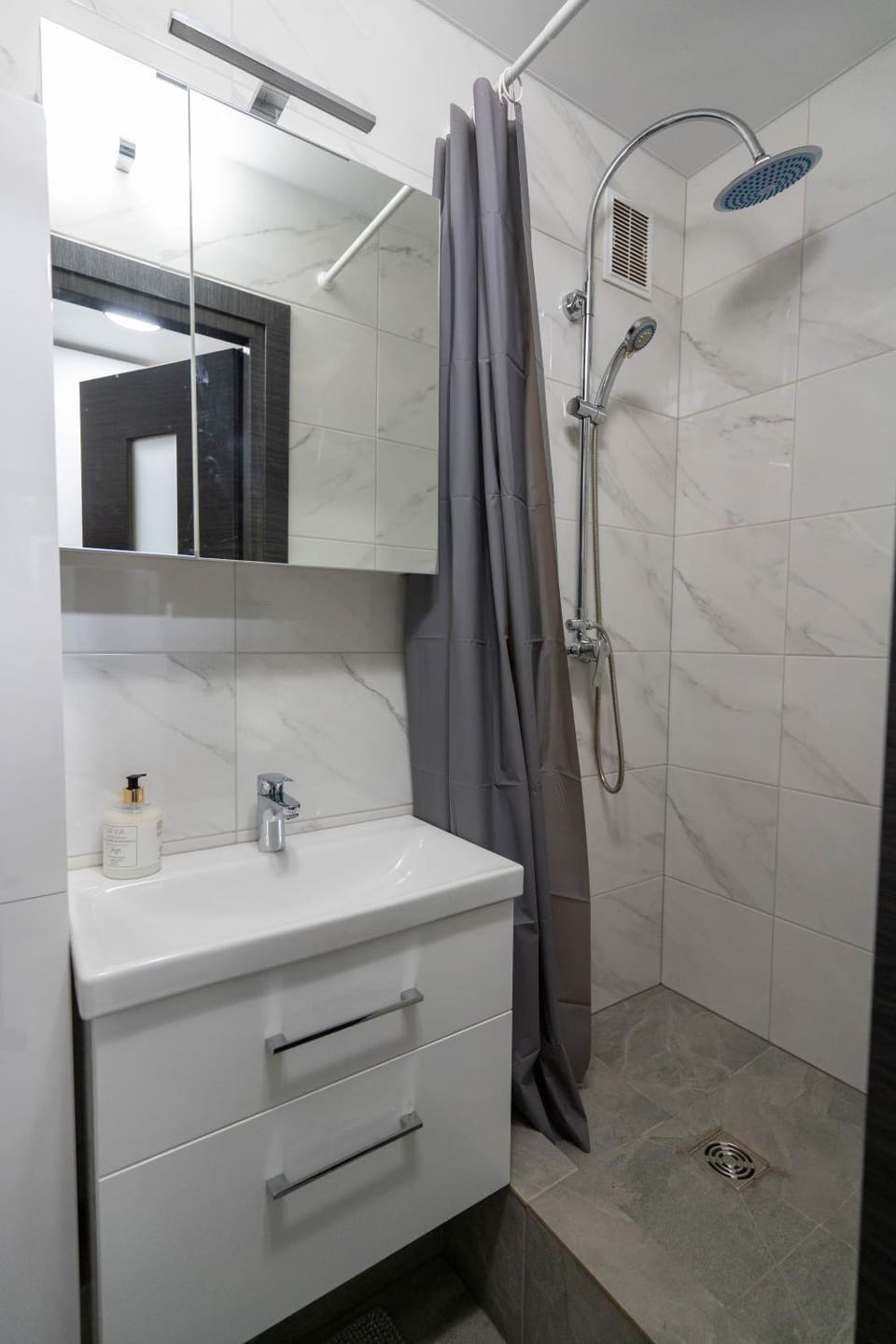 Shower, Bathroom