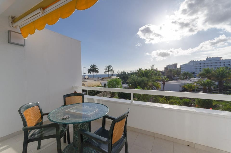 View (from property/room), Balcony/Terrace