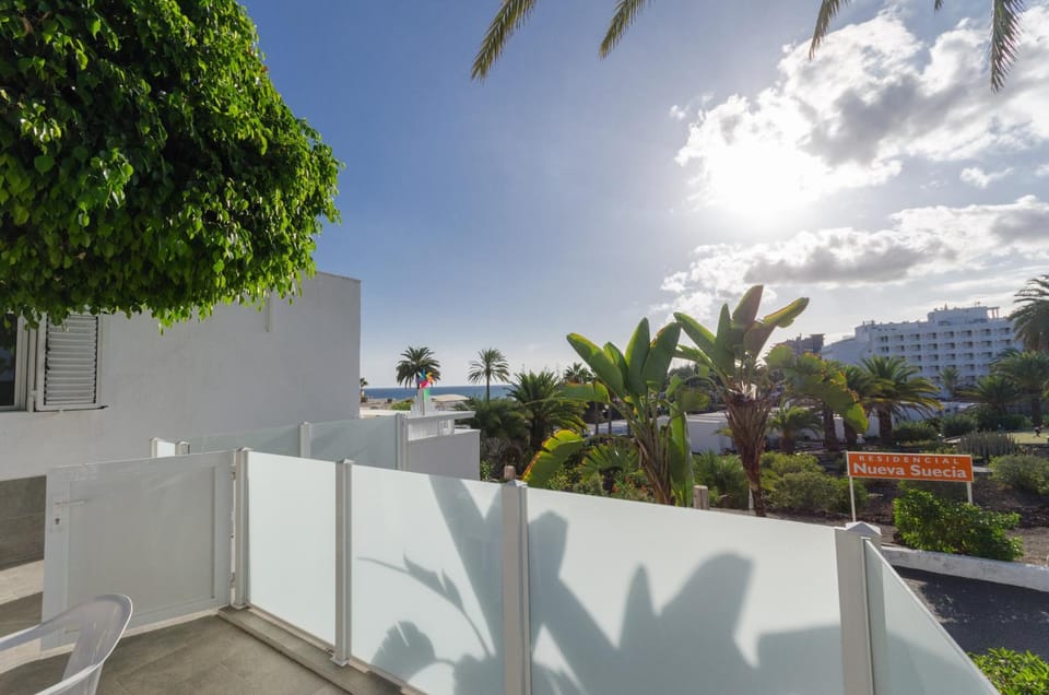 Property building, View (from property/room), Balcony/Terrace, Garden view