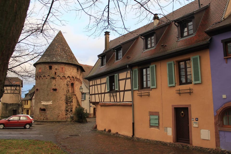 Property building, Facade/entrance, Landmark view