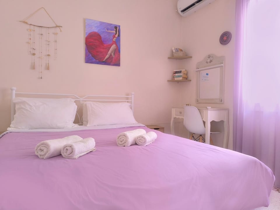 Dolce Casa an athenian residence with private garden Apartment in South Athens