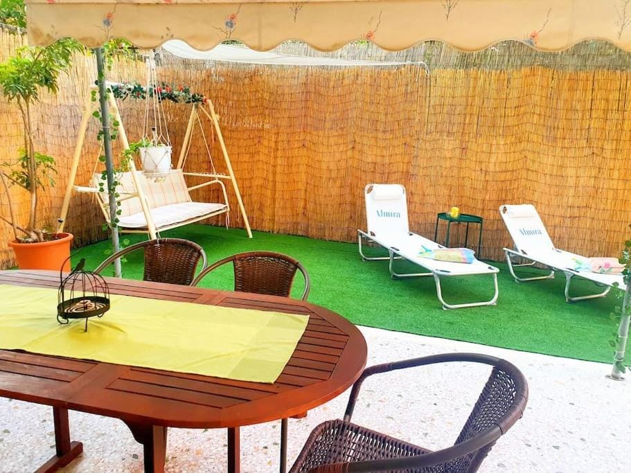 Patio, Seating area, sunbed