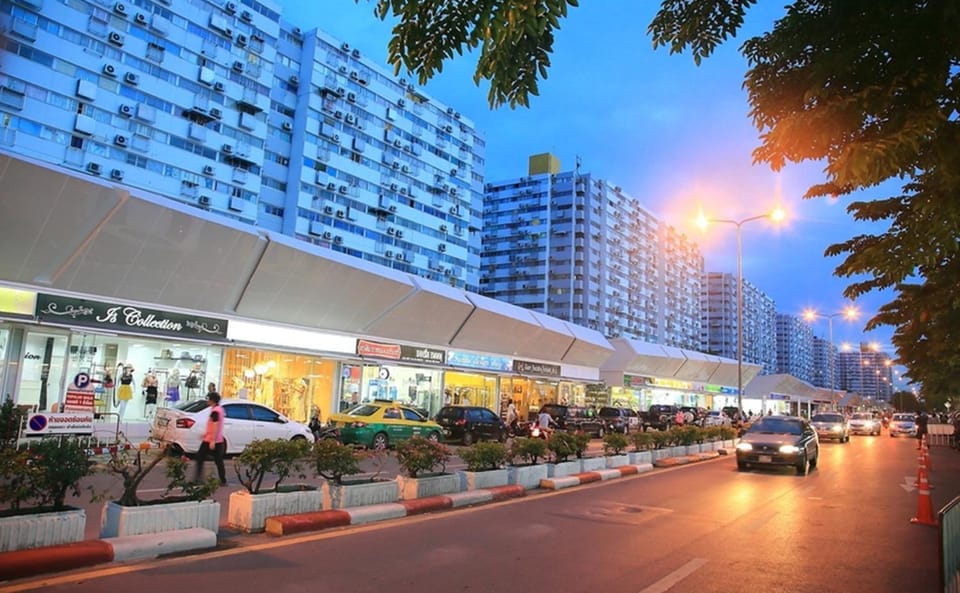 Nearby landmark, Bird's eye view, Floor plan, Landmark view